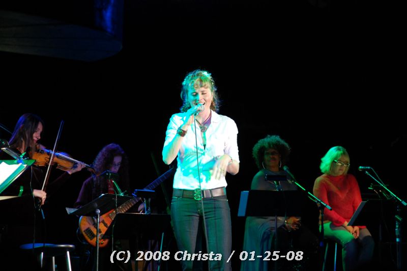 gal/Concert-25-01-08/Photos_By_Christa/DSC_0238.jpg