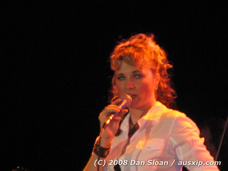 gal/Concert-25-01-08/Photos_by_Dan_Sloan/IMG_1548.jpg