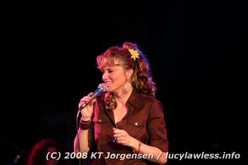 gal/Concert-26-01-08/Photos_By_KT/kt-llconcert2-024.jpg