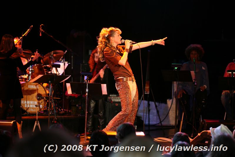 gal/Concert-26-01-08/Photos_By_KT/kt-llconcert2-028.jpg