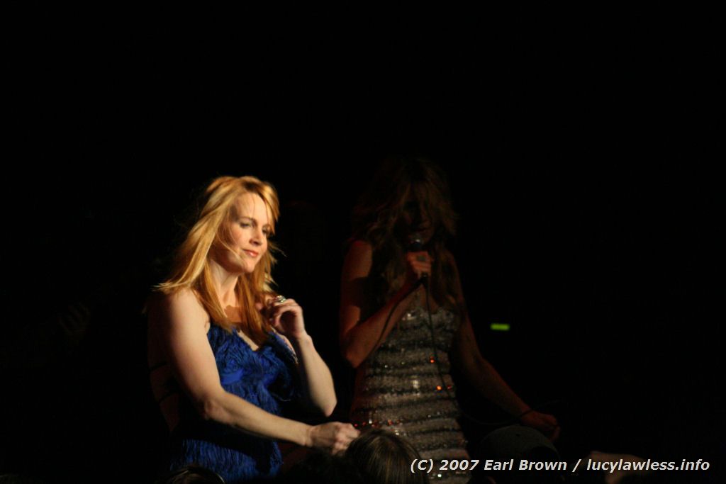 gal/Concert-14-01-07/Photos_By_Earl_Brown/EB-Lucy011407-037.jpg