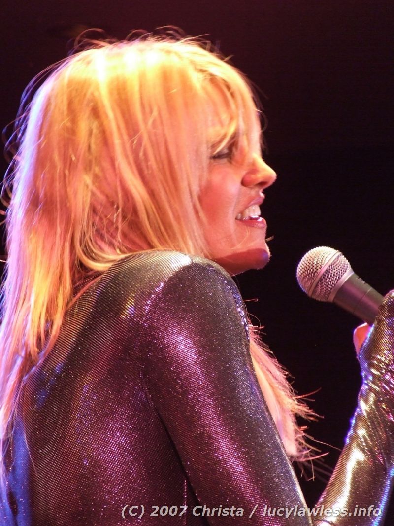 gal/Concert_31_May_2007/Photos_By_Christa/nyllconcert-lucy-Christa-089.jpg
