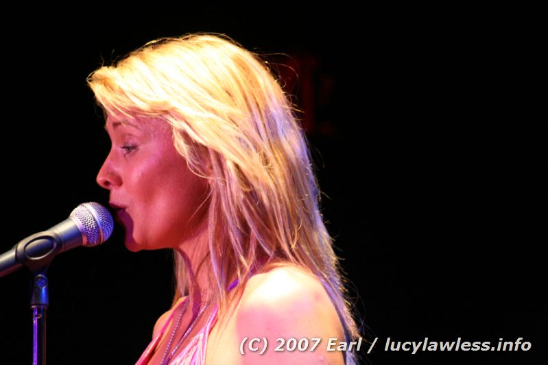 gal/Concert_31_May_2007/Photos_By_Earl/rocl-concert-earl-128.jpg