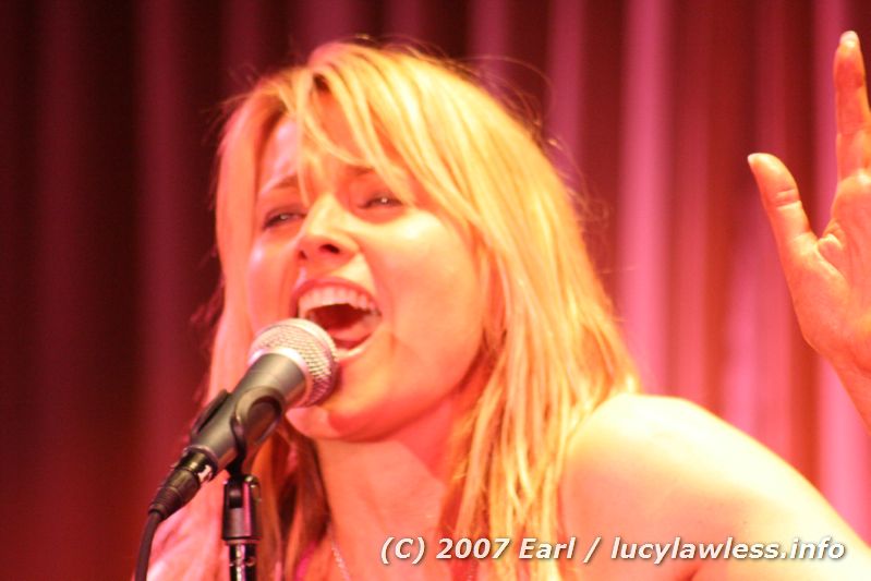 gal/Concert_31_May_2007/Photos_By_Earl/rocl-concert-earl-198.jpg
