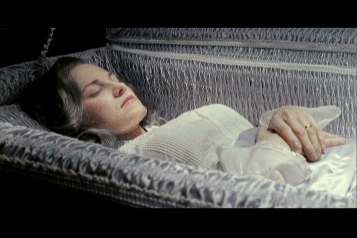 gal/Movie_Screencaptures/lucy-bb-interview098.jpg